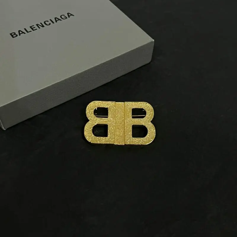 balenciaga brooches pour femme s_12527243